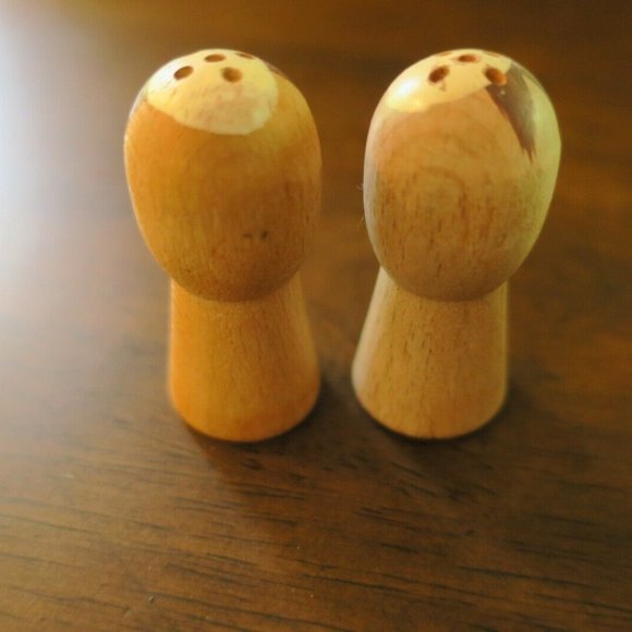 Vintage Wooden Family Hand Painted Salt & Pepper Set 4 Pairs Japan Orig. Box - Picture 6 of 12